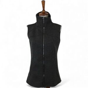 Betsey Johnson‎ Performance Zip Up Athletic Vest